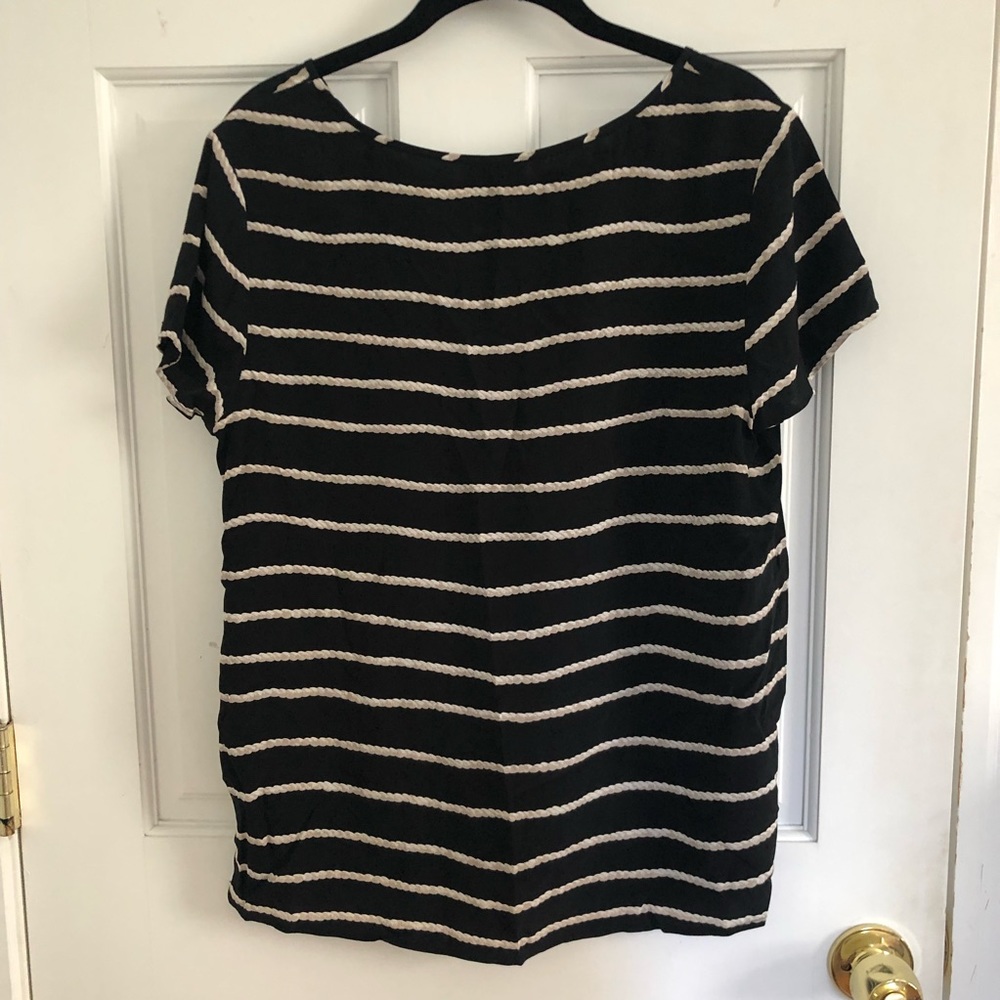 Joie Black and Tan Rope Print Silk Short Sleeve Blouse - Picture 2 of 6